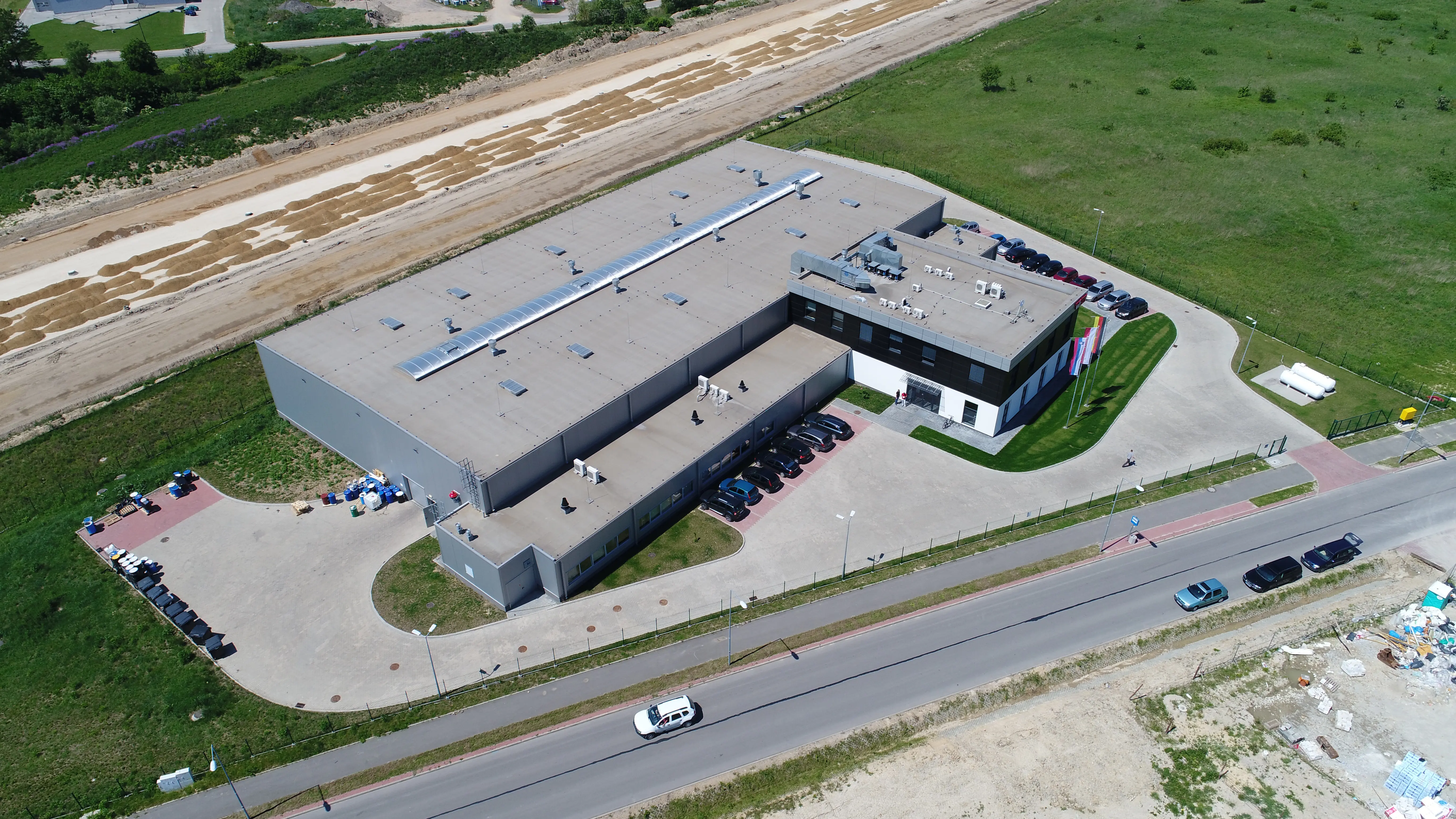 Big Difference: producción de adhesivos a escala europea